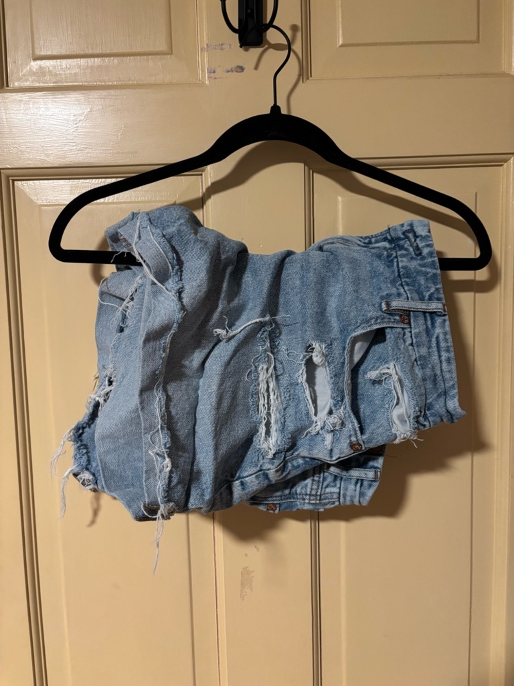 American Eagle Outfitters Light Blue Strigid Distressed Denim Shorts
